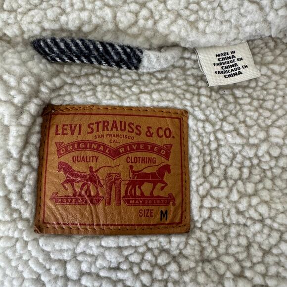 Levi’s Sherpa Lined Wool Trucker Jacket Women’s Med Buffalo Plaid Black Western - Picture 5 of 14